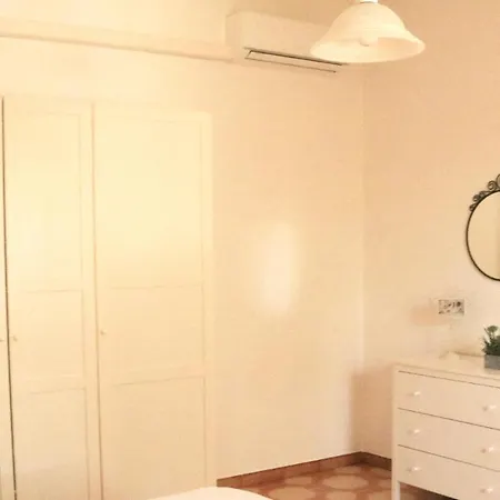 Gli Ulivi Con Ampio Giardino Ed Ogni Comfort A Pochi Passi Dal Mare Vicino Gallipoli
